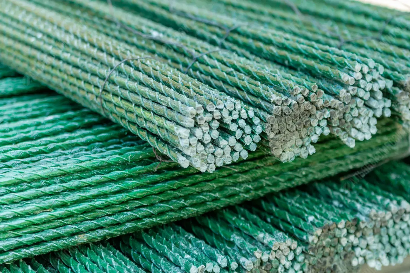 Колышки садовые для подвязки растений 1,2 м